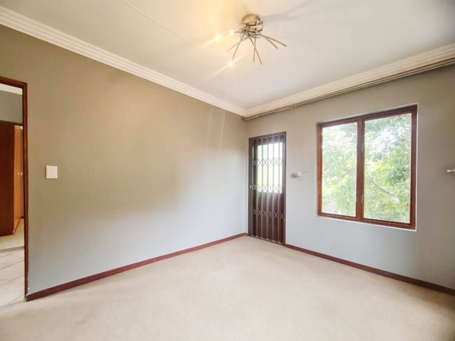 To Let 3 Bedroom Property for Rent in Melodie North West